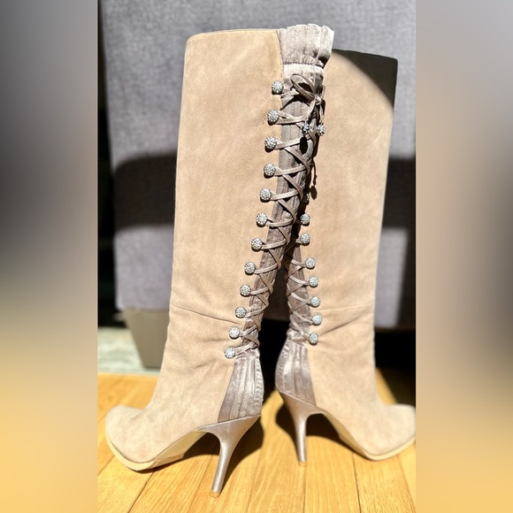 NWOT BOURNE BOOTS UK Designer Bejeweled Lace Up Satin & Suede Tan Sz EU37, US6.5 - Picture 3 of 15
